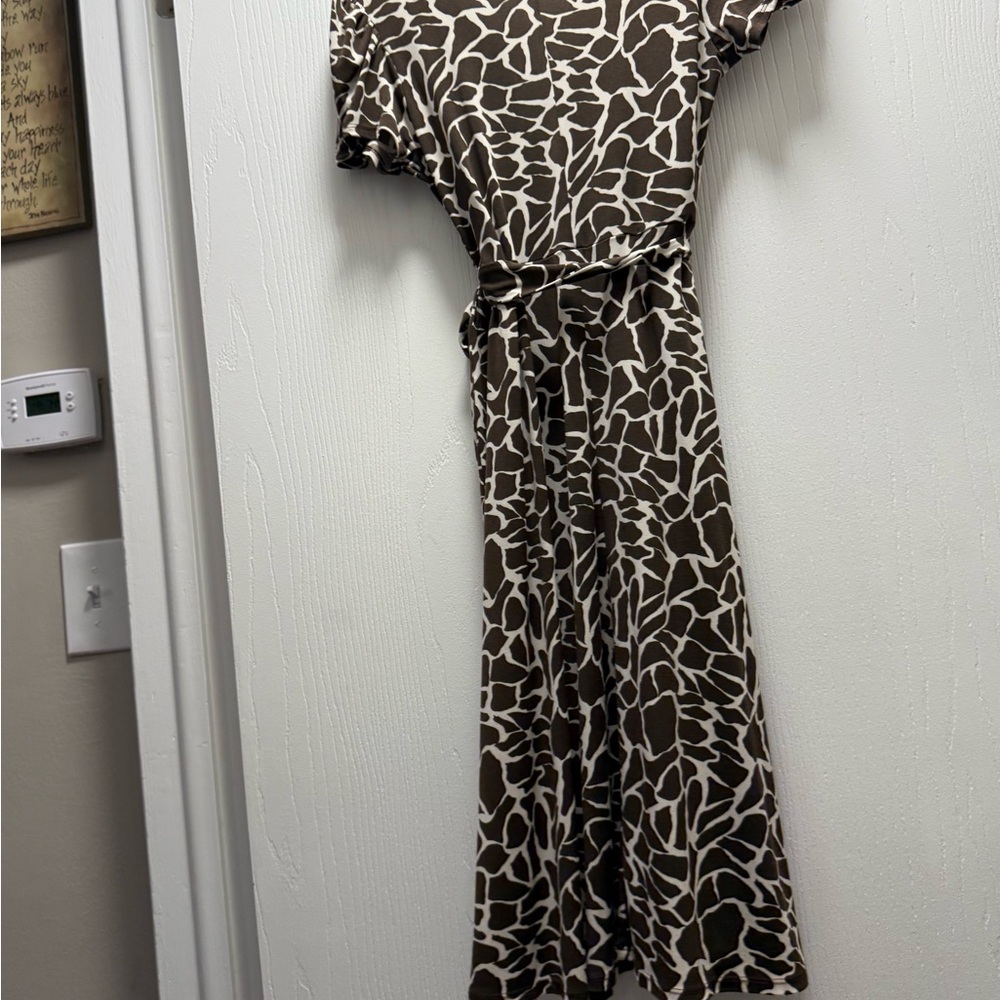 Rare Edition Brown and White Wrap Dress - Picture 7 of 8